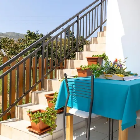 בית נופש Eliva House *