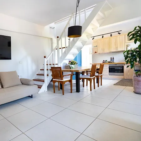 Eliva House Holiday home *